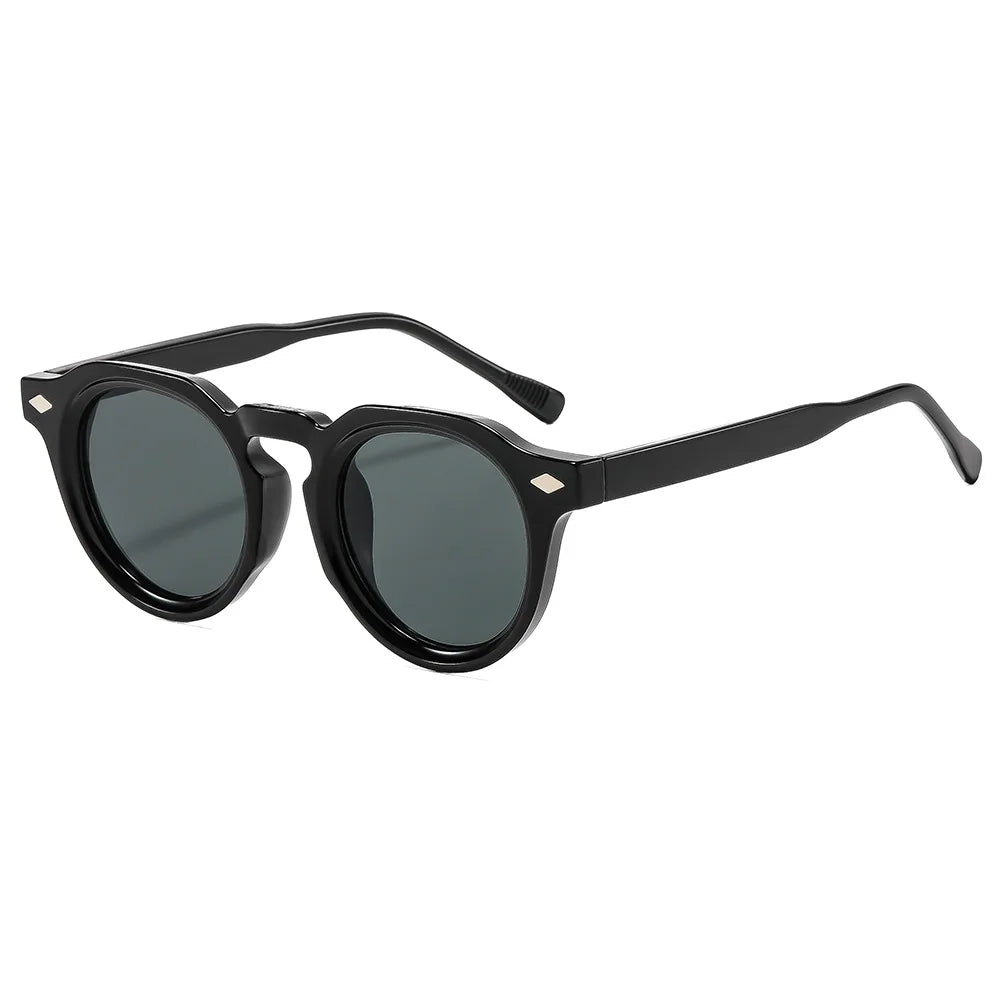 Óculos Positano – Lateral, Armação Preta com Lentes Cinzas