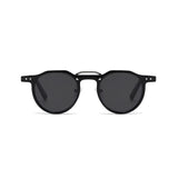 Óculos de sol Paraty redondo retrô preto de frente