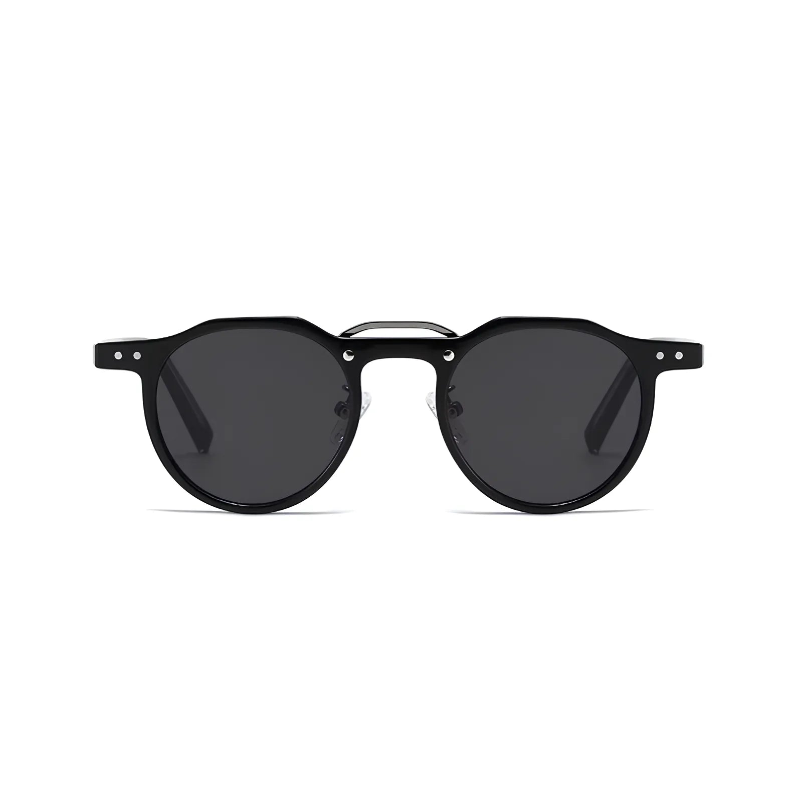 Óculos de sol Paraty redondo retrô preto de frente